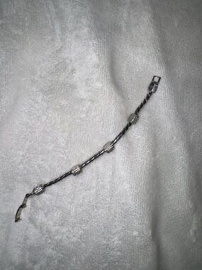 Silver Knot Bracelet